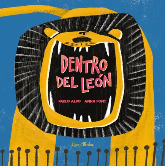 Dentro del león 